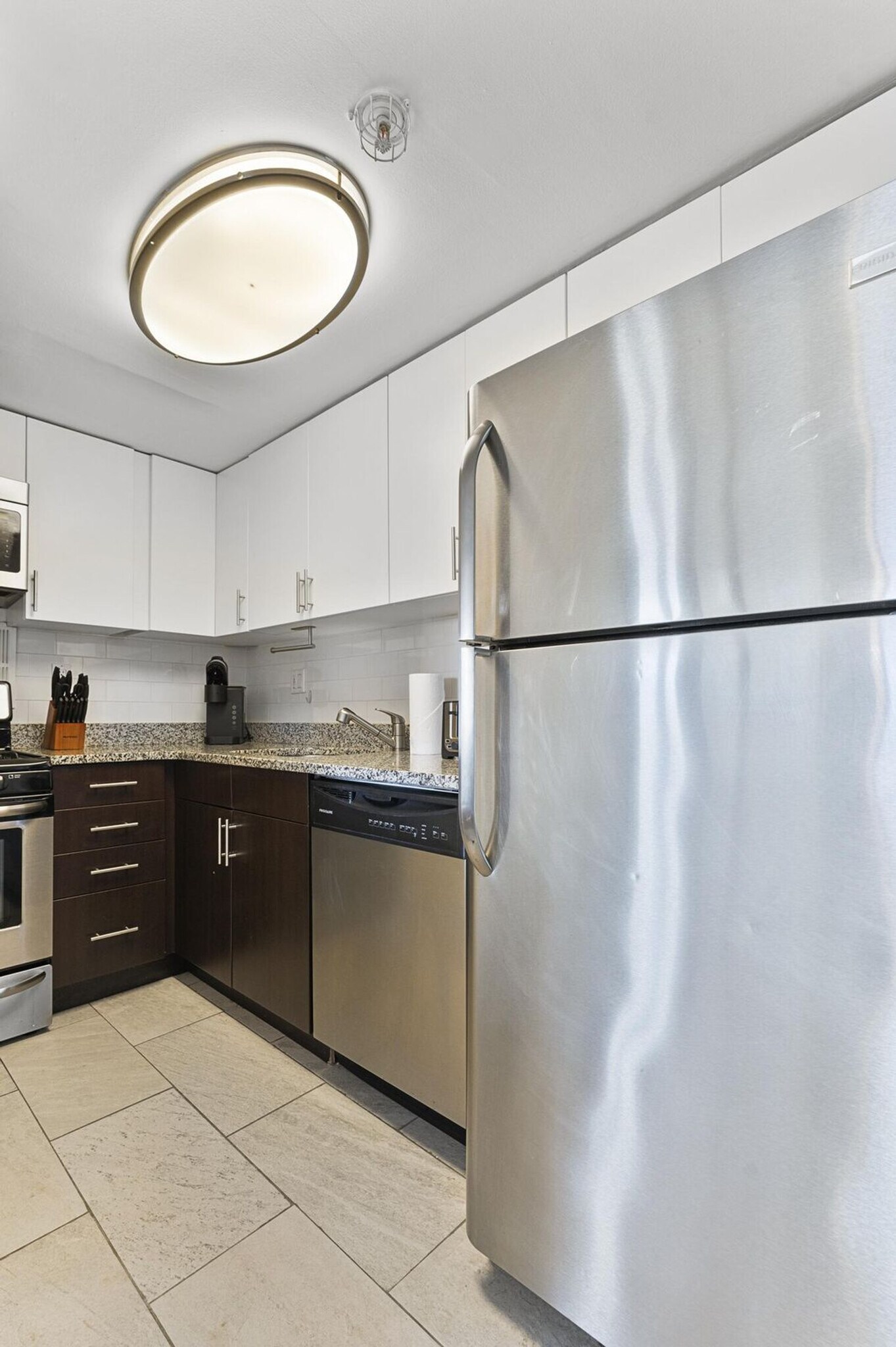 Building Photo - 175 Freeman St