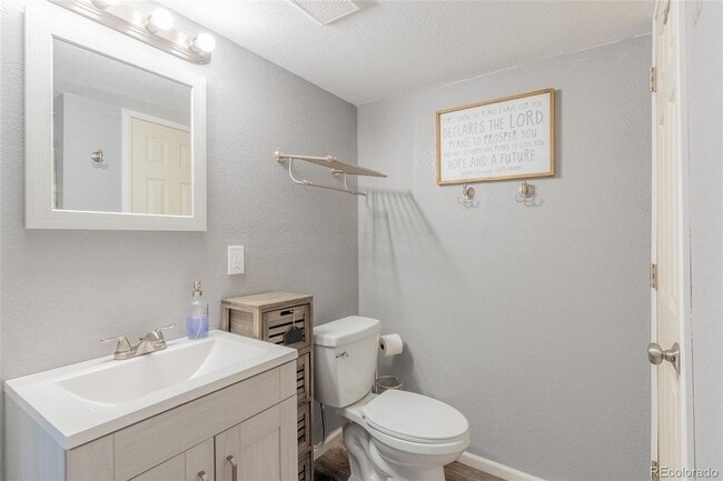 Building Photo - Gorgeous 4bd/3 ½ba in Quiet Broomfield Neighborhood!