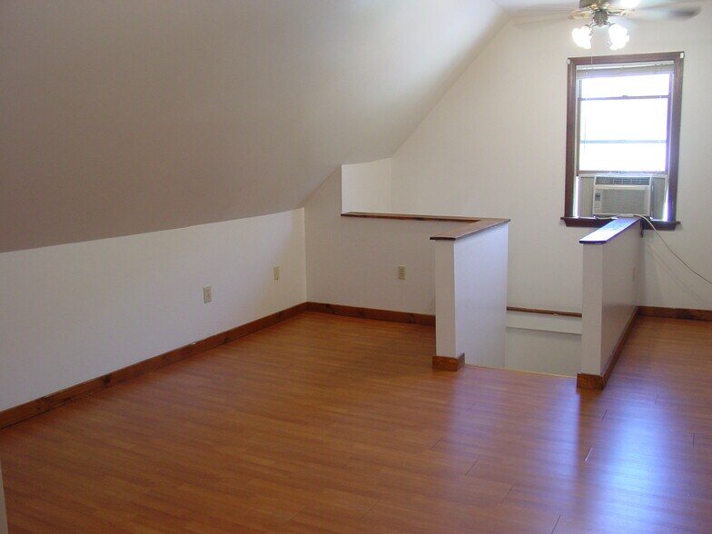 Building Photo - 126 Bridgton Rd