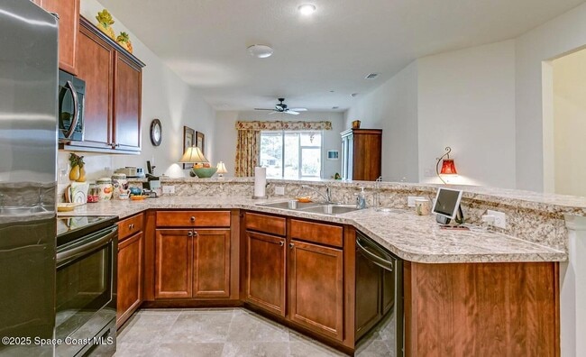 Building Photo - 560 Remington Green Dr SE