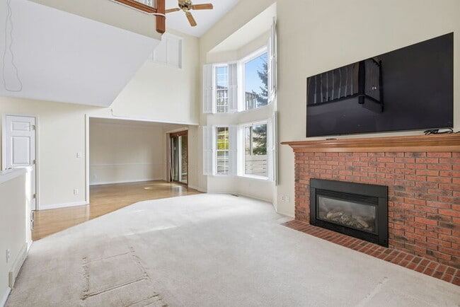 Building Photo - 6170 E Briarwood Cir