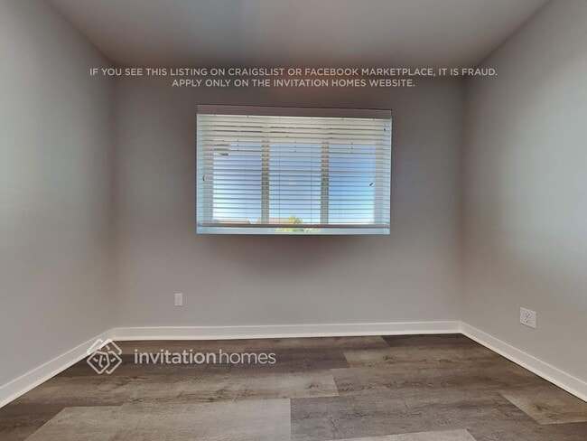 Building Photo - 5204 52nd Way SE