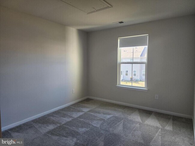 Building Photo - 439 Goodwick Dr