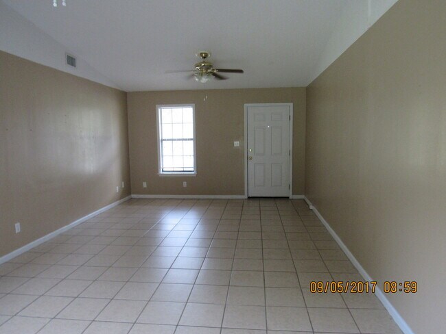 Building Photo - 3702 Mulligan Rd Cir
