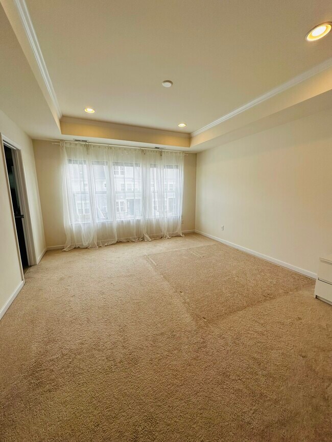 Building Photo - 5604 Benoni Ct