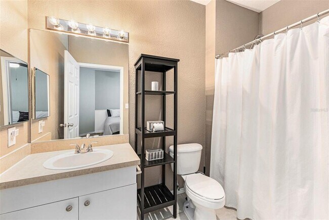 Building Photo - 4333 Bayside Village Dr