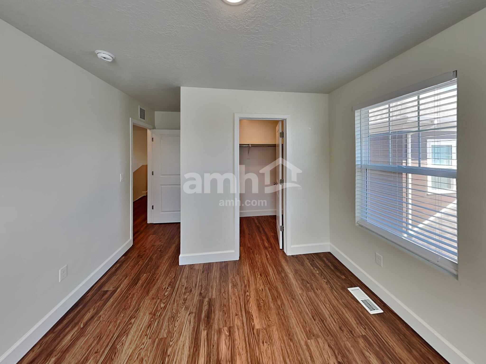 Building Photo - 6109 W Arranmore Dr