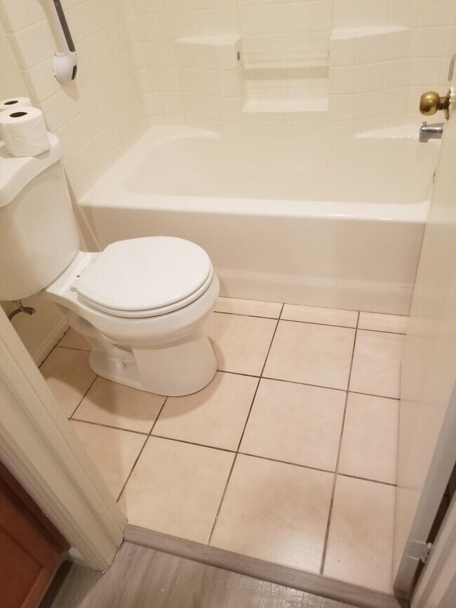 Building Photo - 66389 Desert View Ave