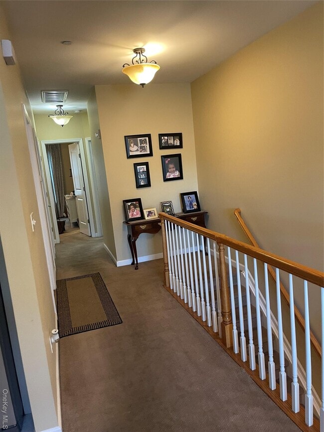 Building Photo - 23 Nicole Ct