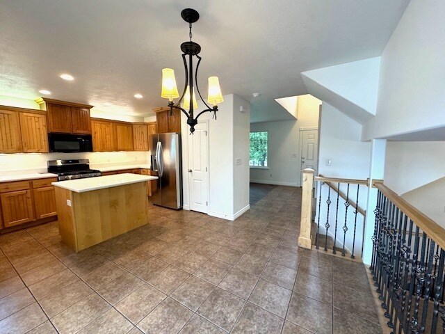 Building Photo - 863 W 2150 S