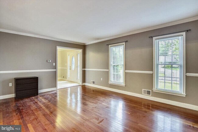 Building Photo - 8120 Cooper St