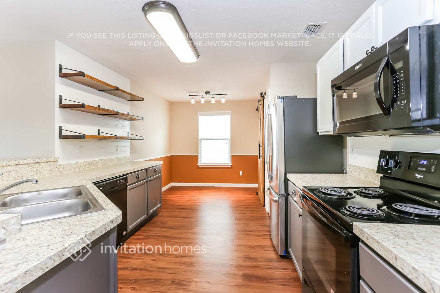 Building Photo - 77020 Hardwood Ct