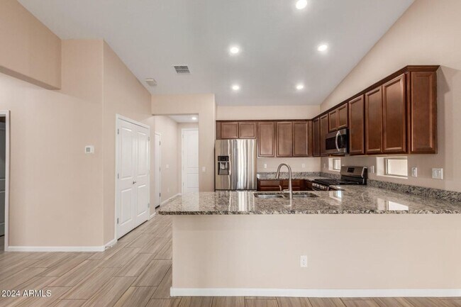 Building Photo - Updated home in Marbella Ranch!!