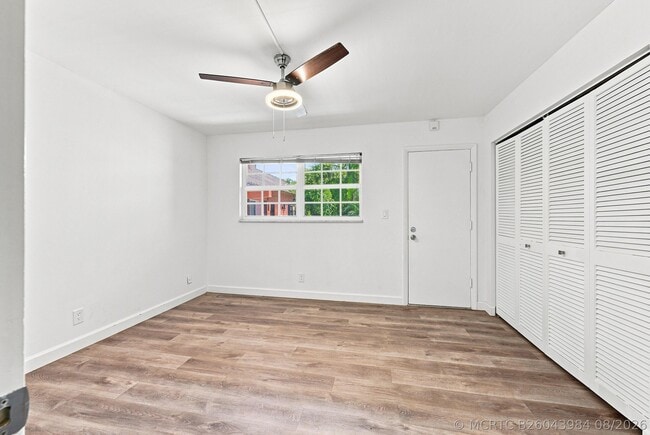 Building Photo - 640 Tennis Club Dr
