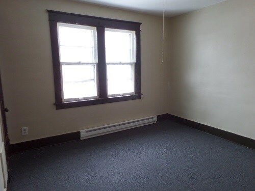 Building Photo - 2402 Cleveland Ave