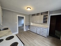 Building Photo - 714 W 1st St