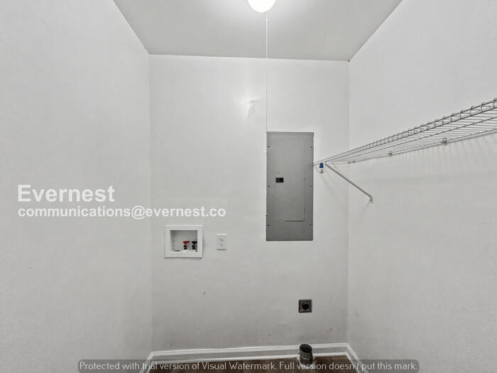 Building Photo - 835 Margo Ln