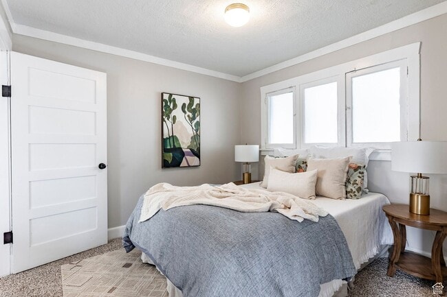 Building Photo - Lovely Liberty Wells Home! TWO Car Garage!...