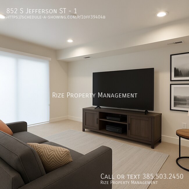 Building Photo - 852 Jefferson St W