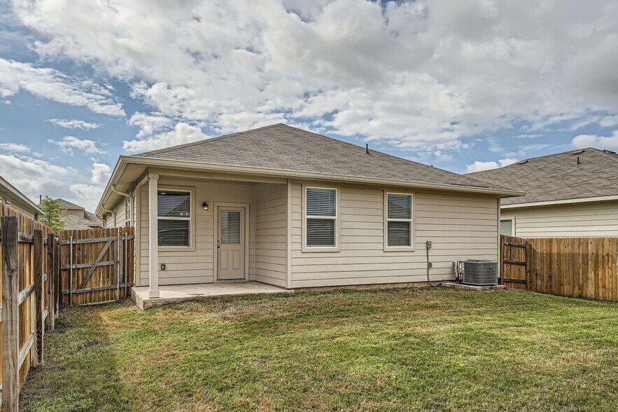 Building Photo - 3702 Chappie Lane