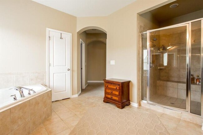 Building Photo - 934 Urban Ash Ct