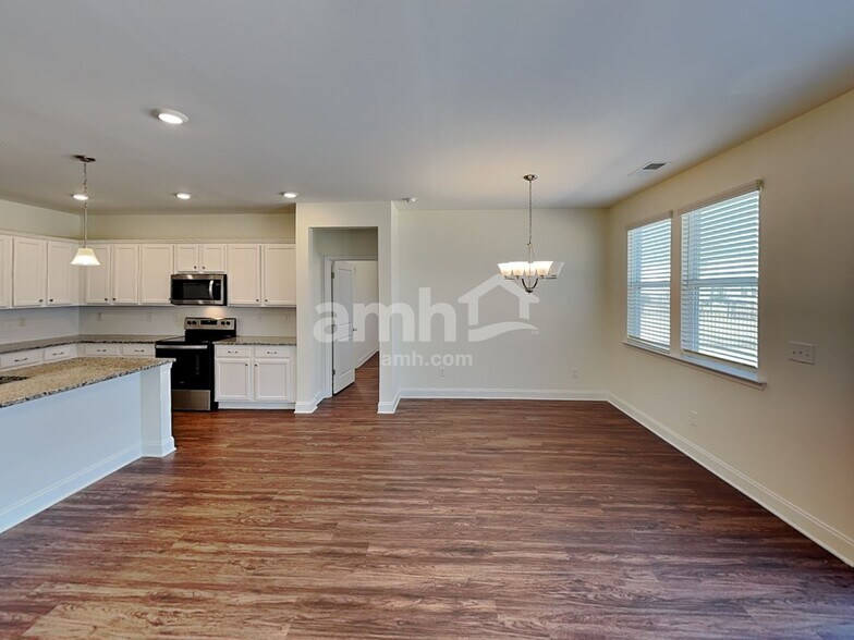 Building Photo - 2339 Campbell Cove Court