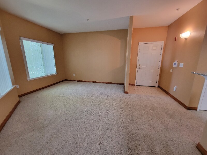 Building Photo - 4200 E Commerce Way
