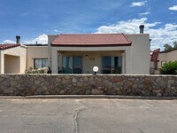 Building Photo - Newly Updated Two Bedroom Two Bath Townhouse