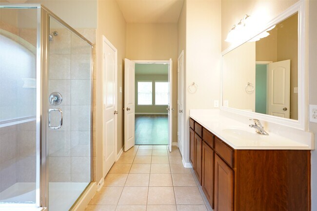 Building Photo - 28038 Emma Gardens Ln