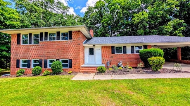 Building Photo - 3318 Hilltop Cir