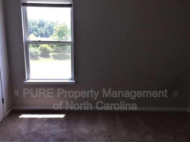 Building Photo - 3958 Damask Drive