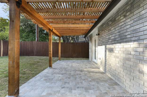 Building Photo - 13903 Cedar Canyon