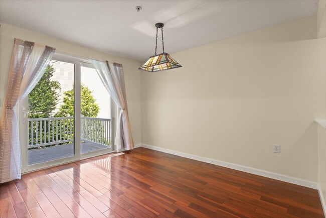 Building Photo - 3 Sandpiper Way