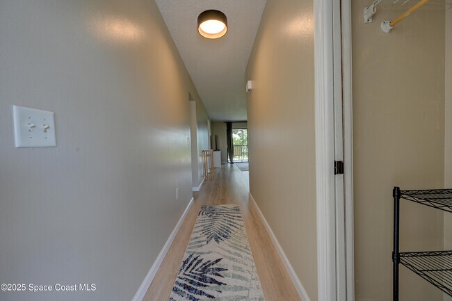 Building Photo - 333 S Patrick Dr