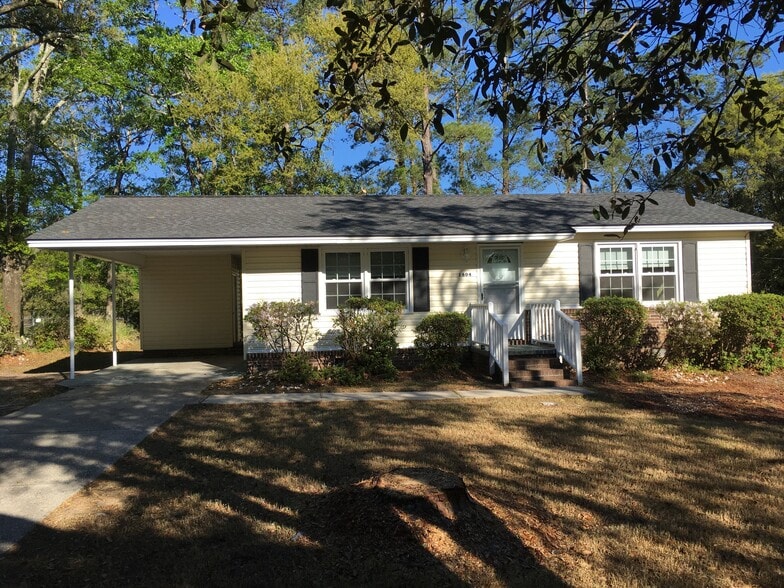 Building Photo - 1604 Ward Cir