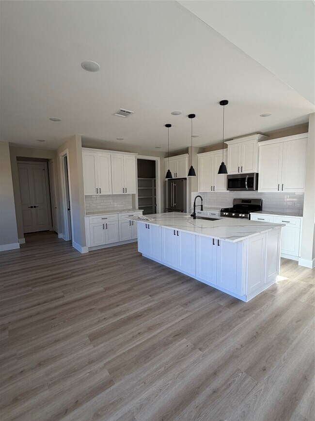 Building Photo - 2614 Martinas Ct