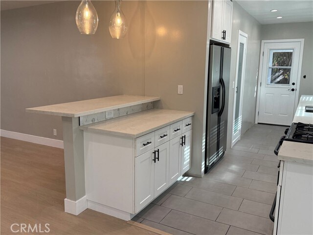 Building Photo - 7358 Riverton Ave