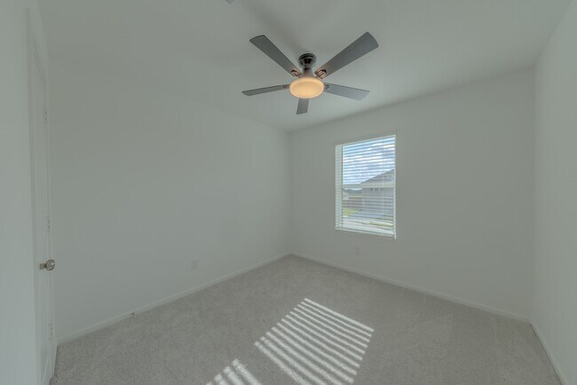 Building Photo - 2074 Solstice Lndg Dr