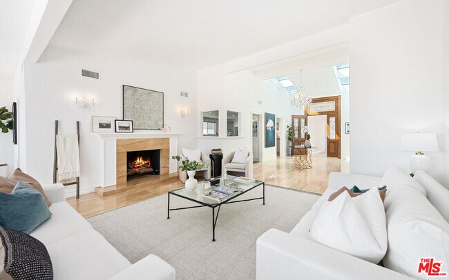 Building Photo - 18100 Wakecrest Dr