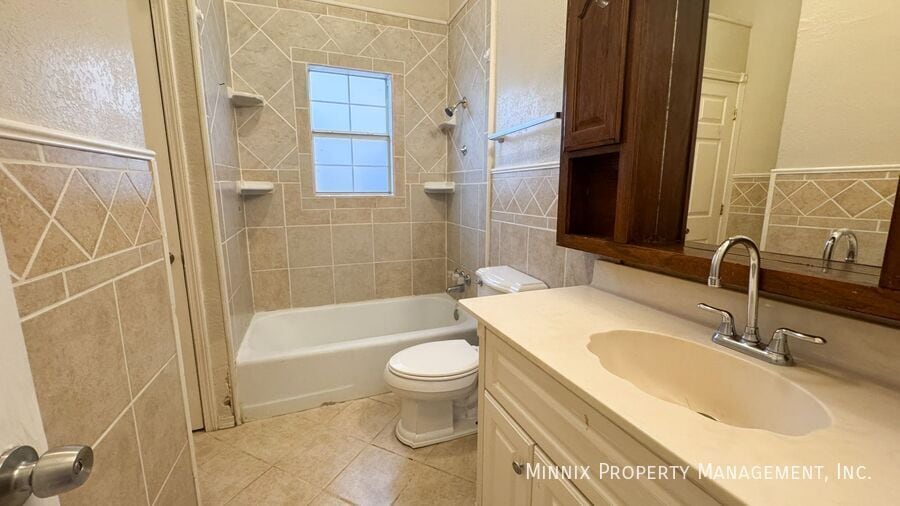 Building Photo - 4413 36th St