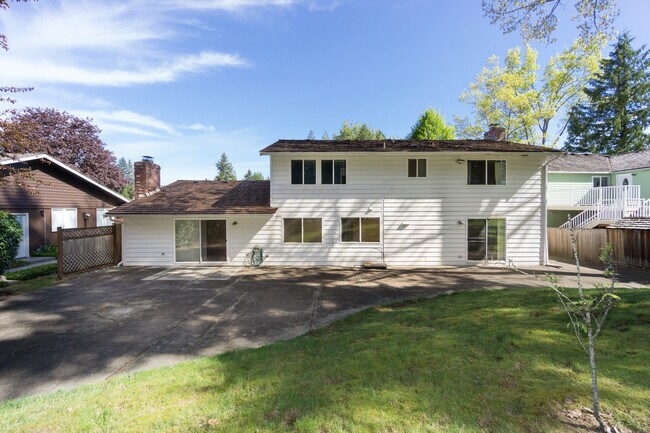 Building Photo - 14829 SE 170th St