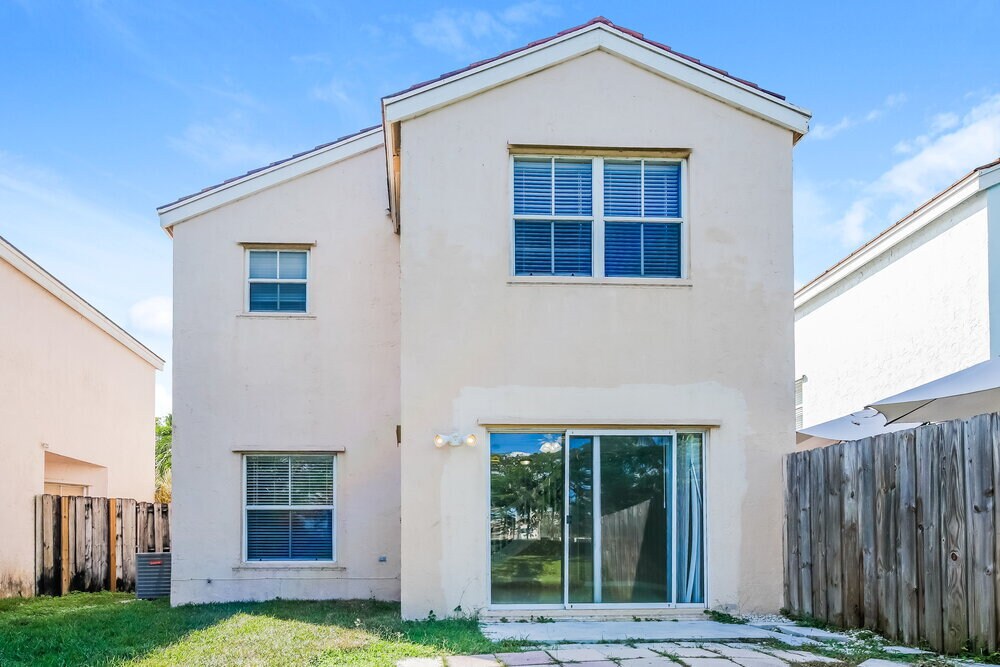 Building Photo - 3372 Orinoco Ln