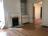 Building Photo - 219 Meigs St