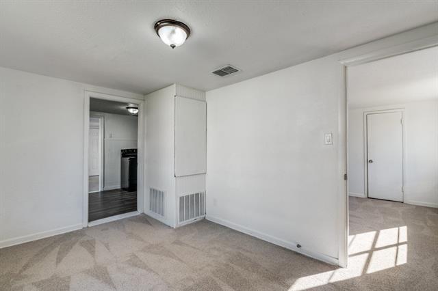 Building Photo - 5529 Diaz Ave