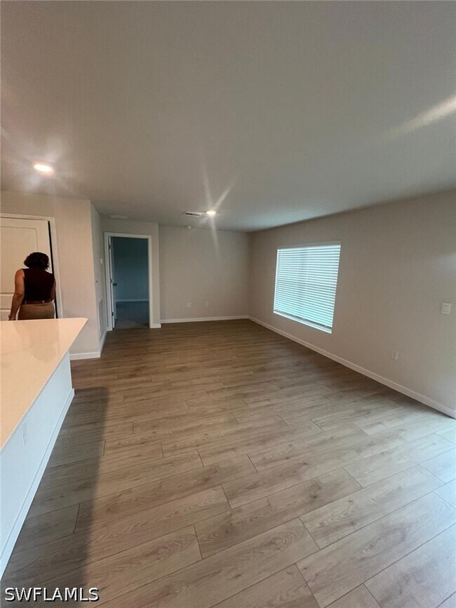 Building Photo - 532 Ilaria Ct