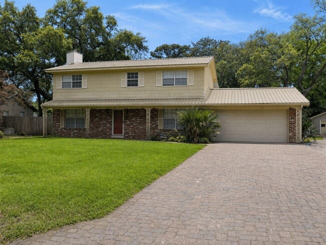 Building Photo - 212 Priscilla Dr