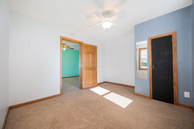 Building Photo - 334 Lancaster Pike