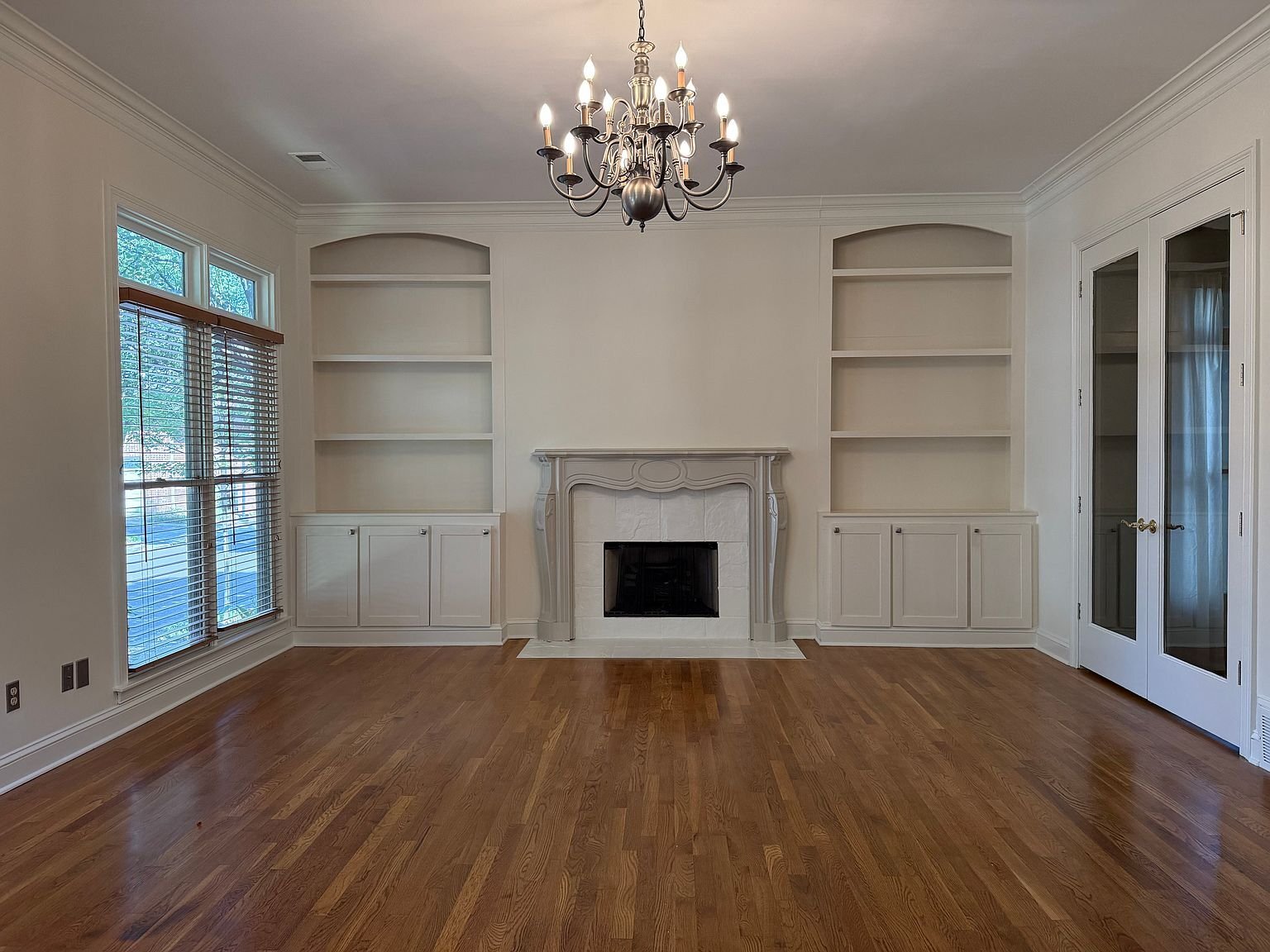 Building Photo - 83 Asphodel Dr