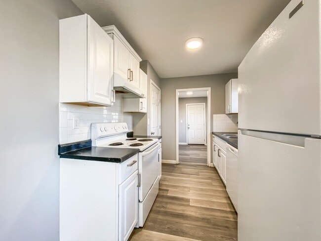 Building Photo - 11426 Applewood Dr