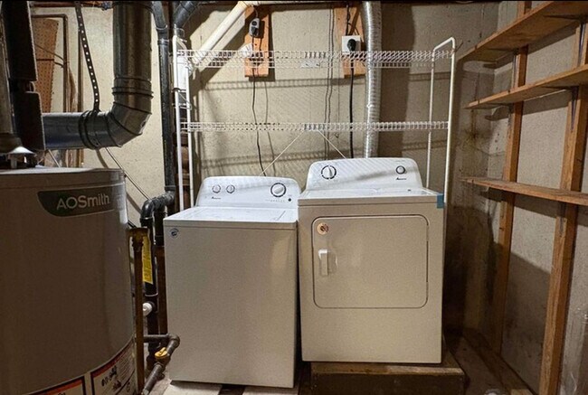 Building Photo - 8610 35th Ave